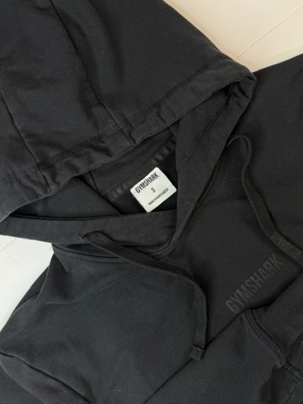 Gymshark Hoodie Size Small Black Pullover Side Snap